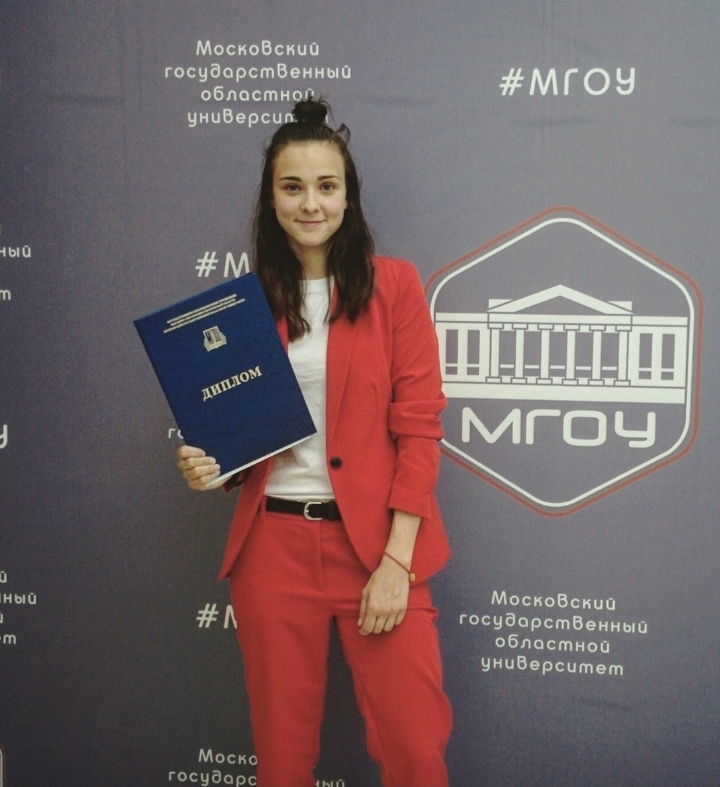 Андрюшина Анна : Выпускница хореографического коллектива «Каприз»